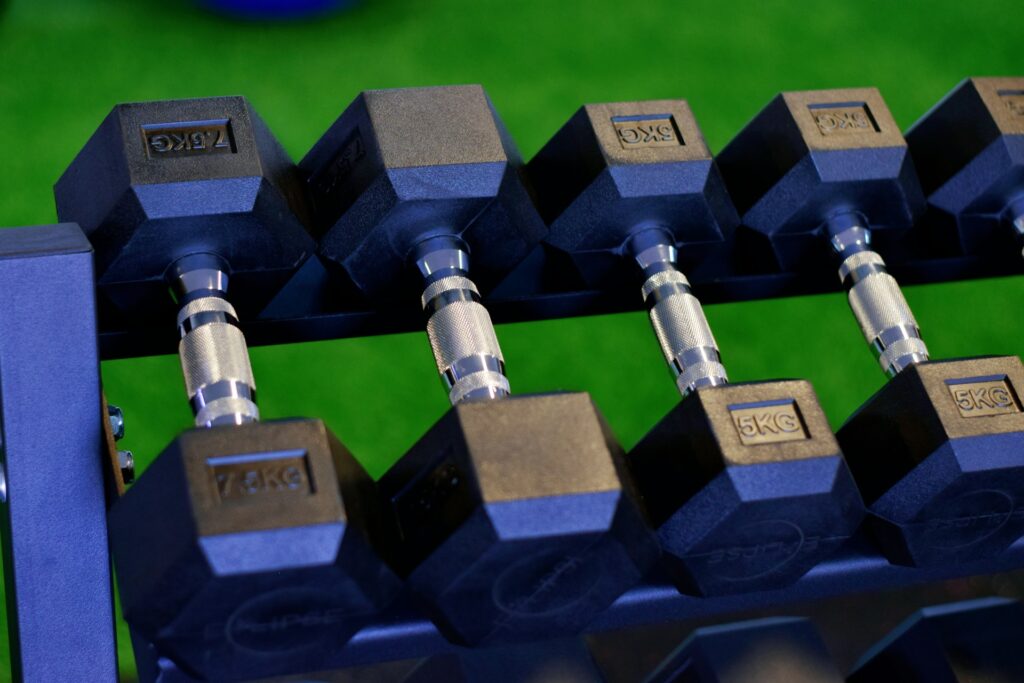 Set of dumbbells